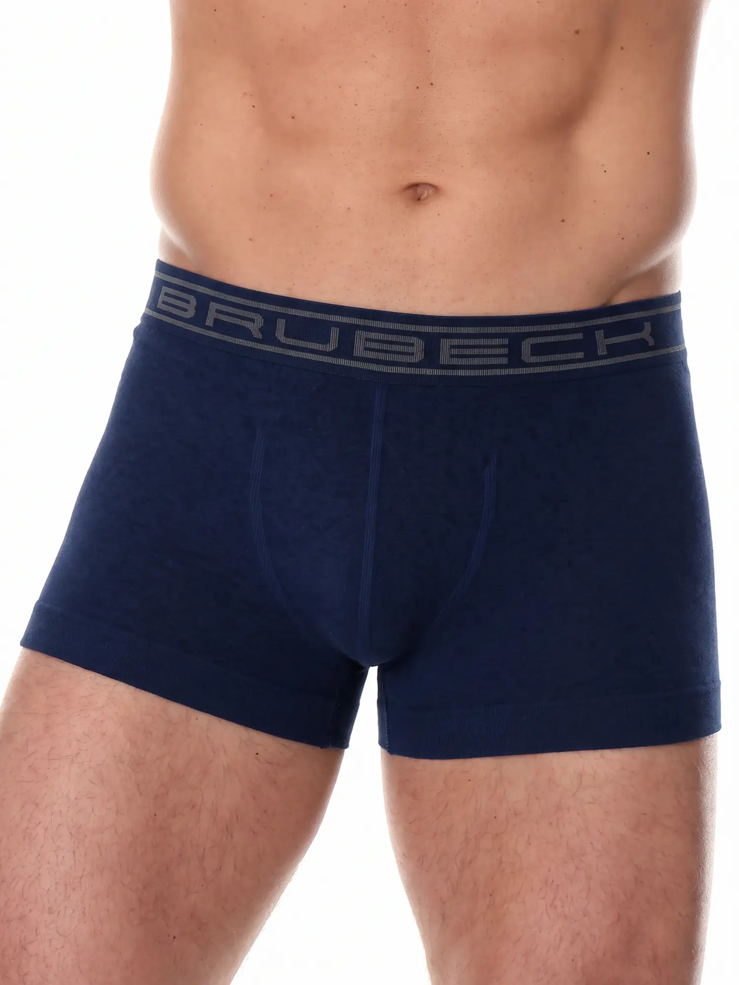 BRUBECK COMFORT COTTON férfi pamut trunk alsónadrág sötétkék színben, elölnézet, rugalmas, rövid szárú fazon.